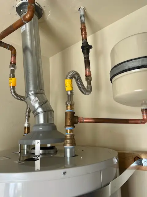 Water heater installation and plumbing repair in Riverdale Park